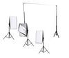 Driekoppige 750W continue softboxset met studioachtergrond